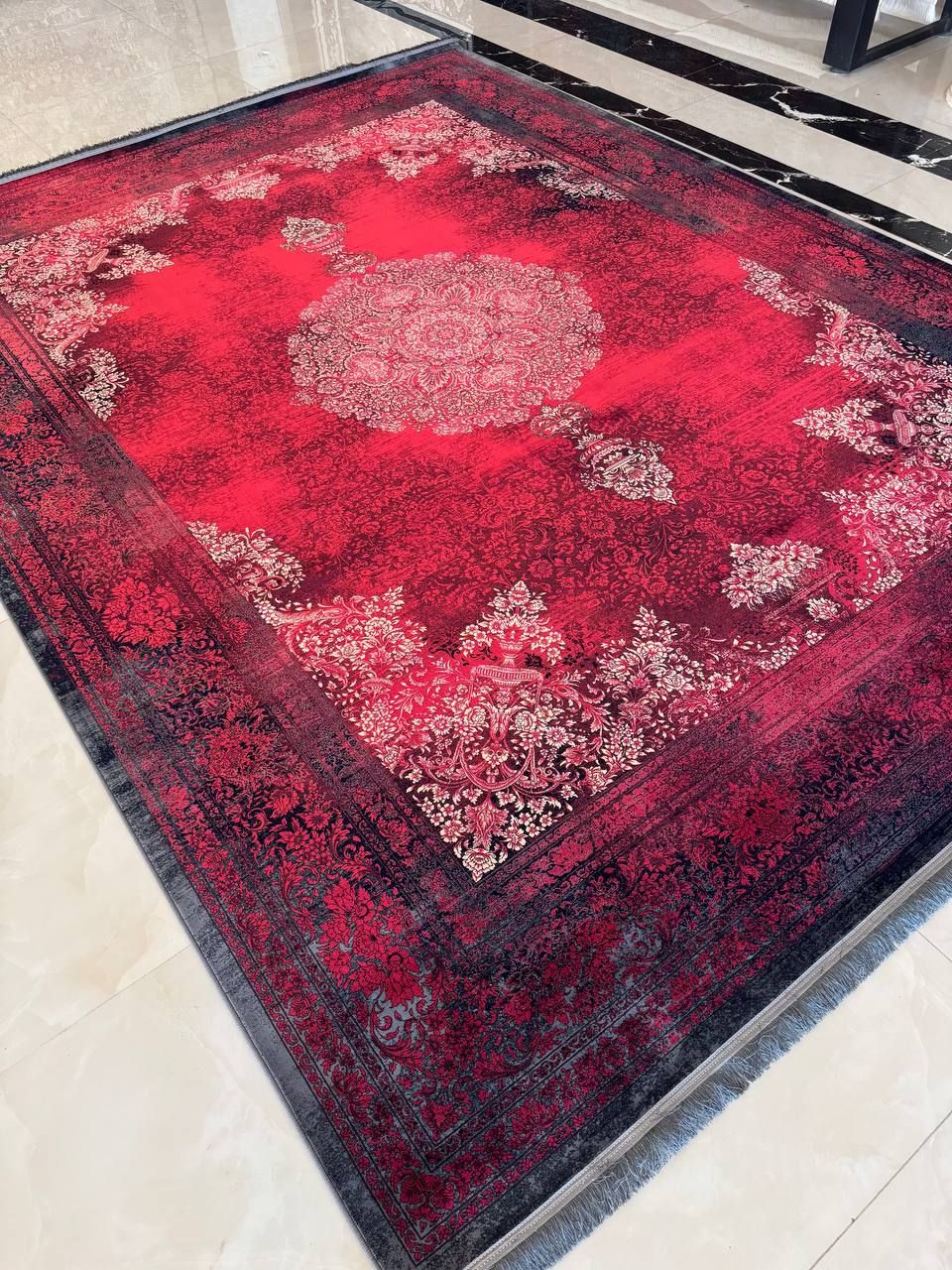 فرش کاسپین لاکی سرمه ای 1200 شانه